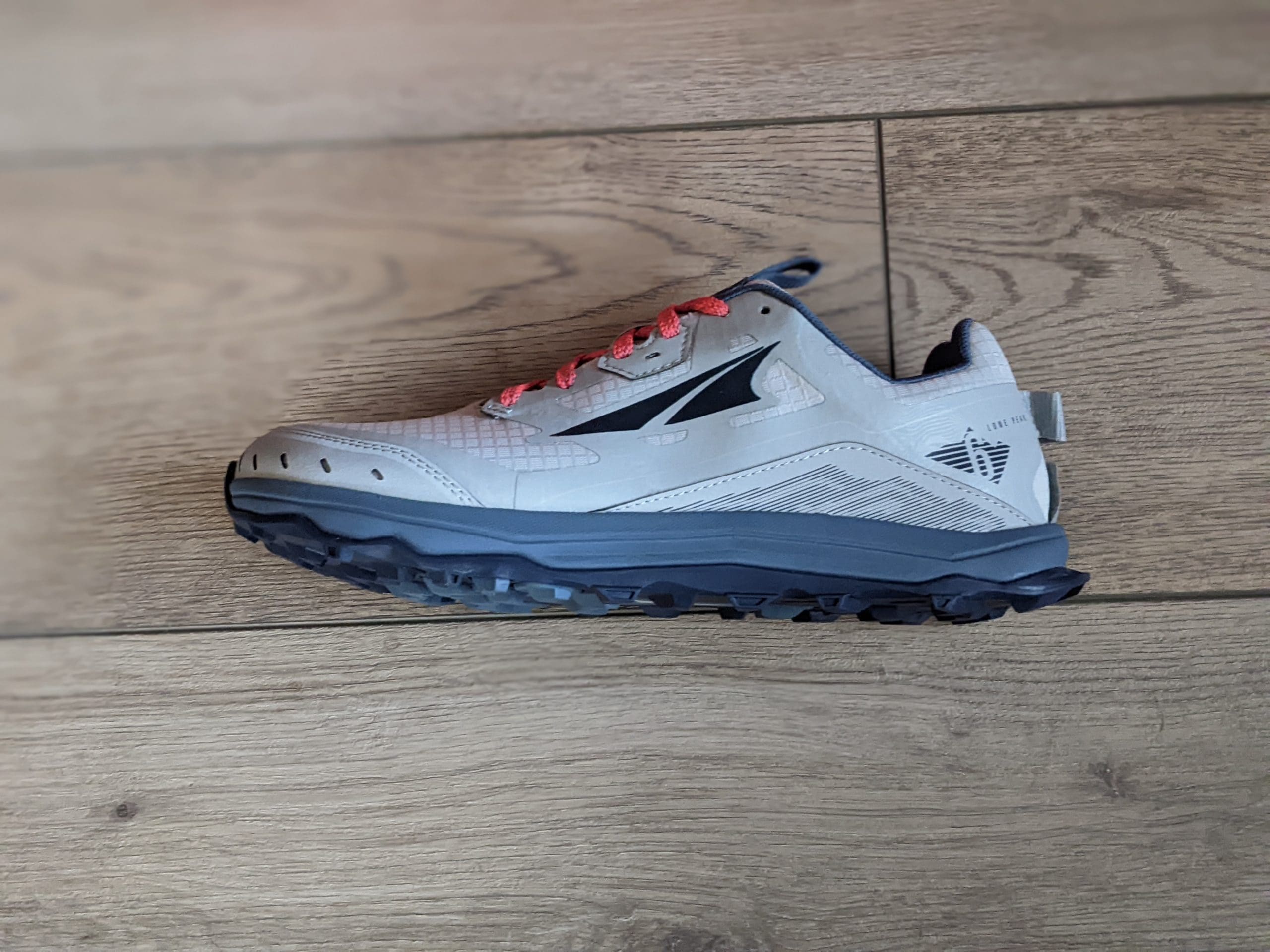 Altra Lone Peak 6 