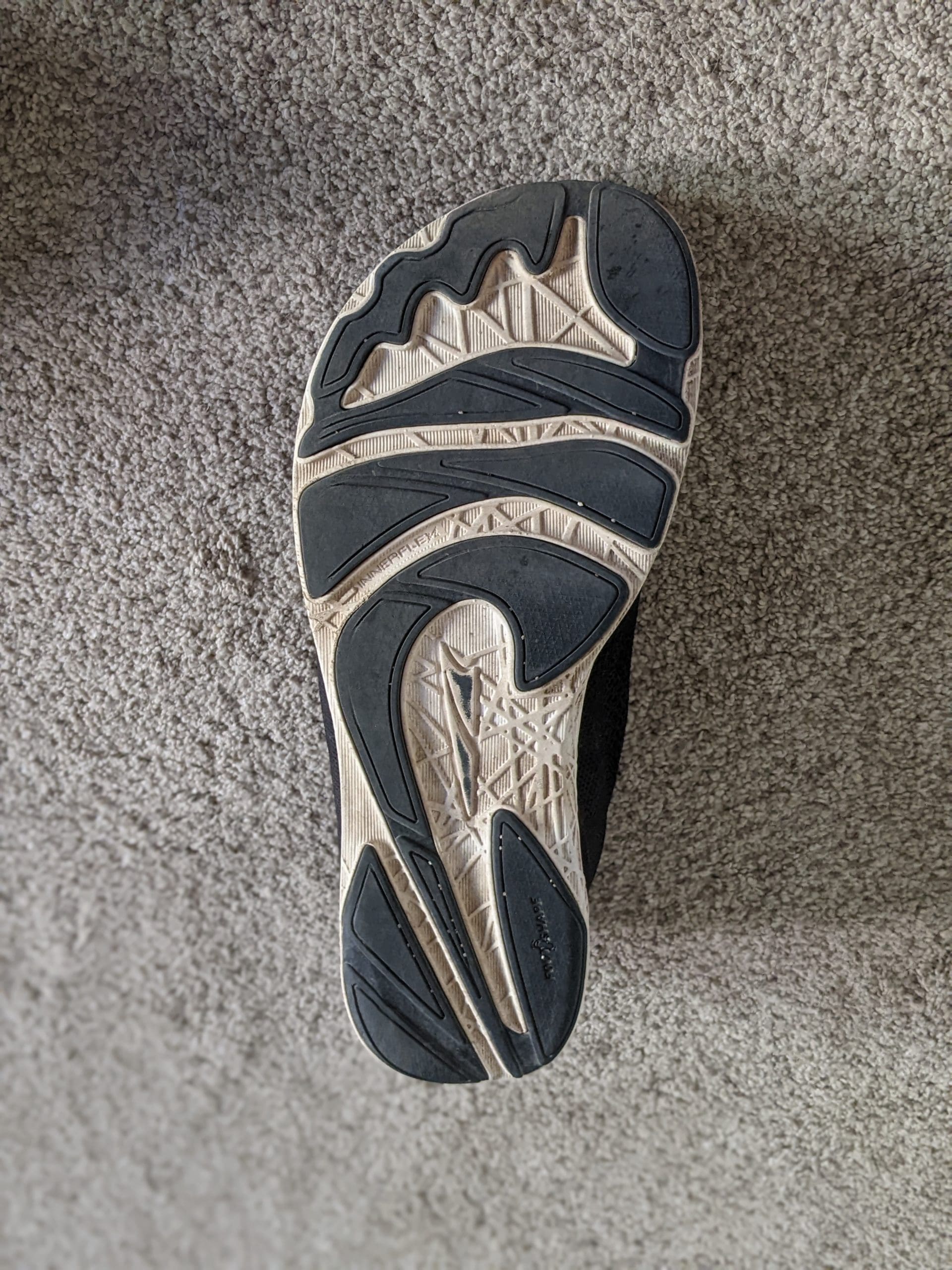 Altra Escalante 2.5 sole