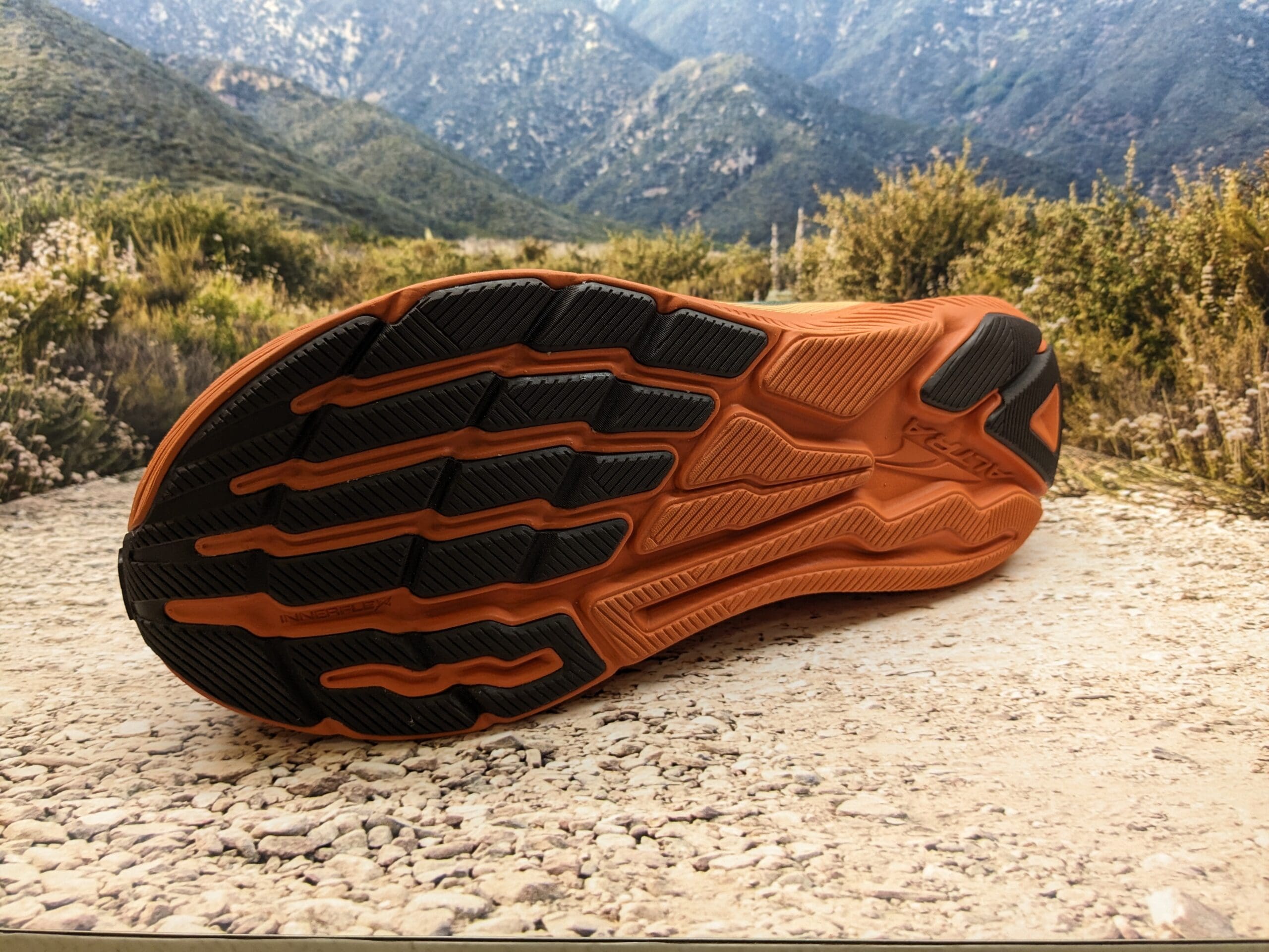 Altra Experience Flow outsole