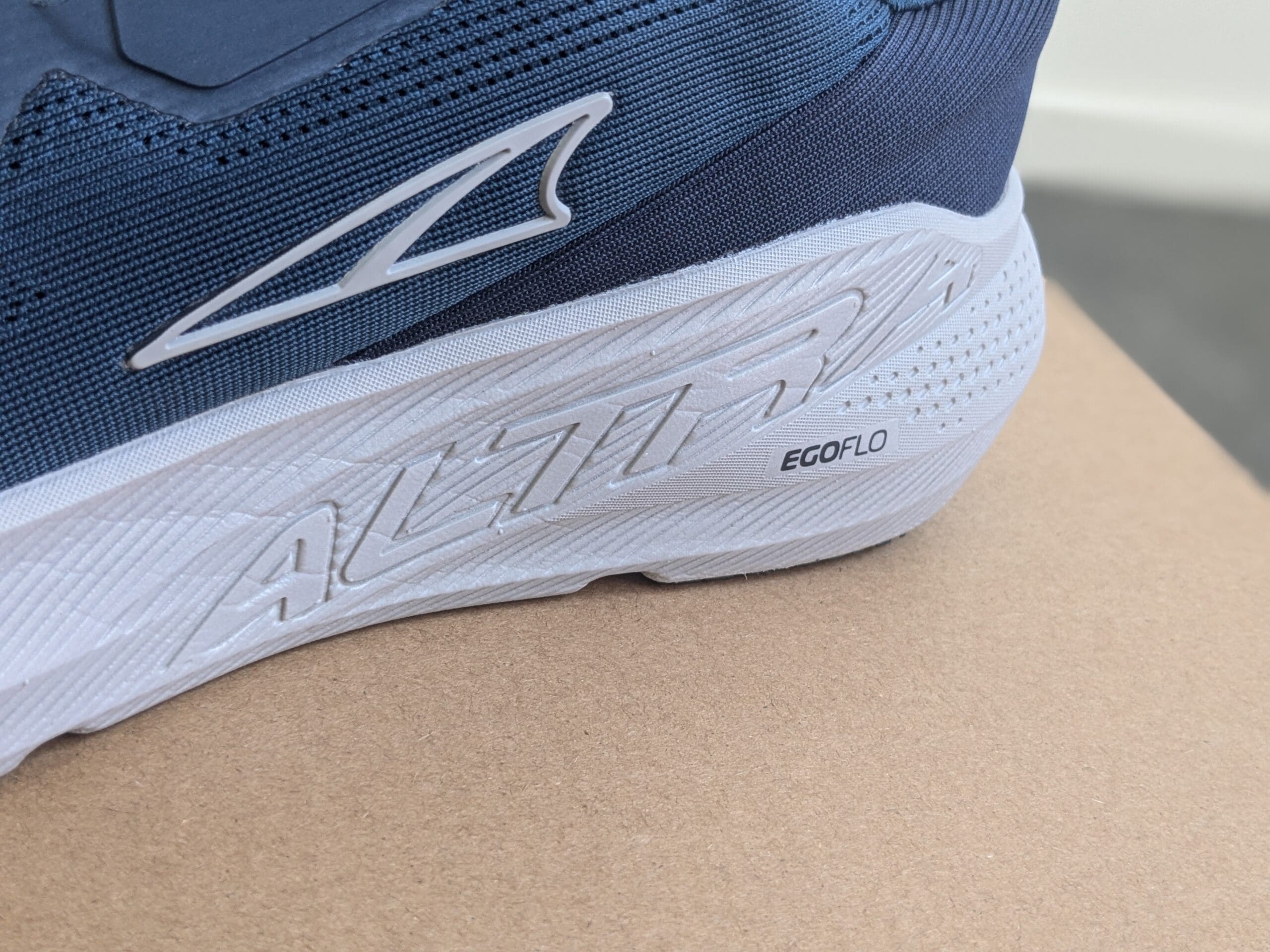 altra fwd via midsole