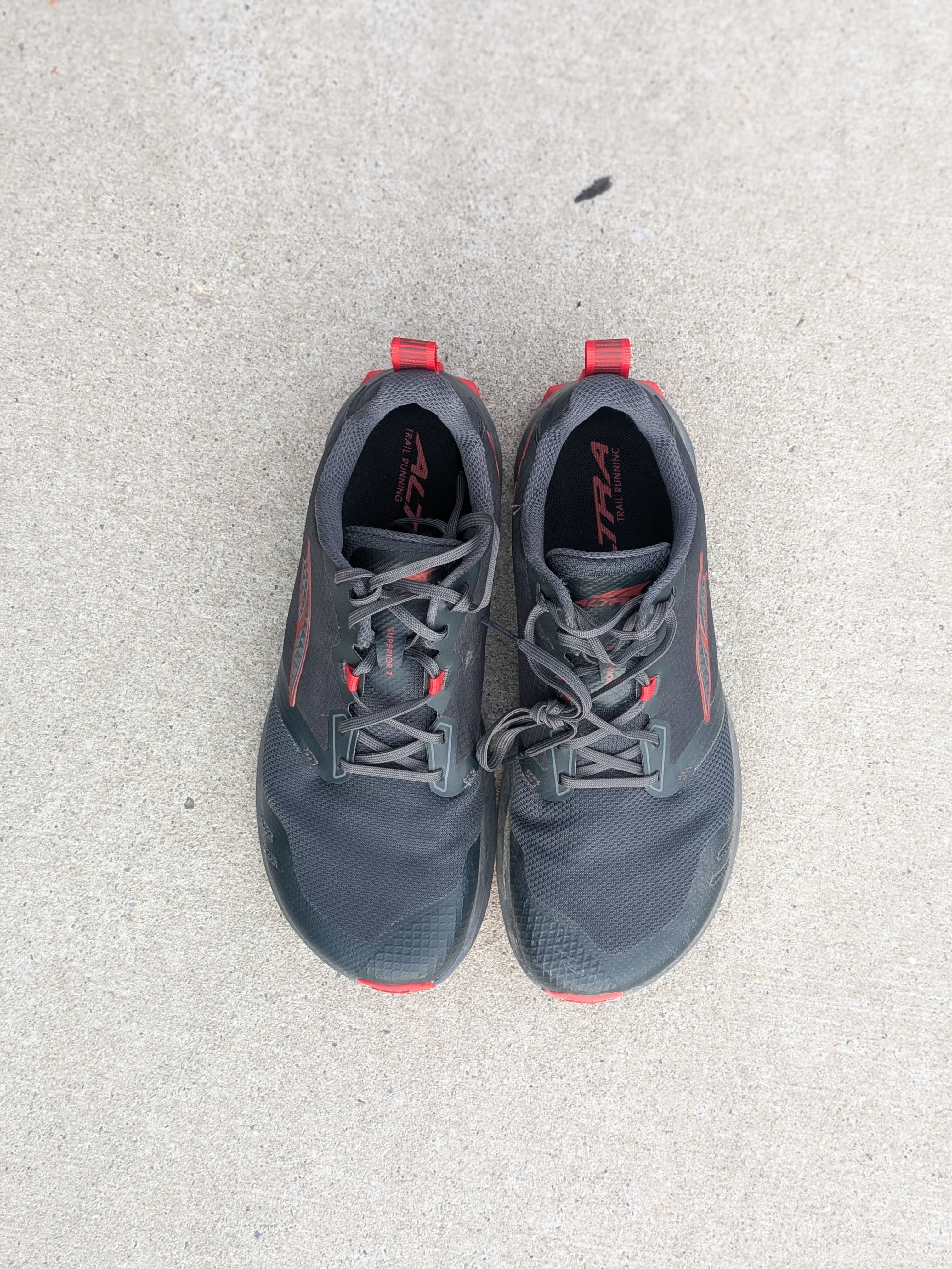 Altra Superior 7 showing shallow fit and refined semi-gusseted tongue